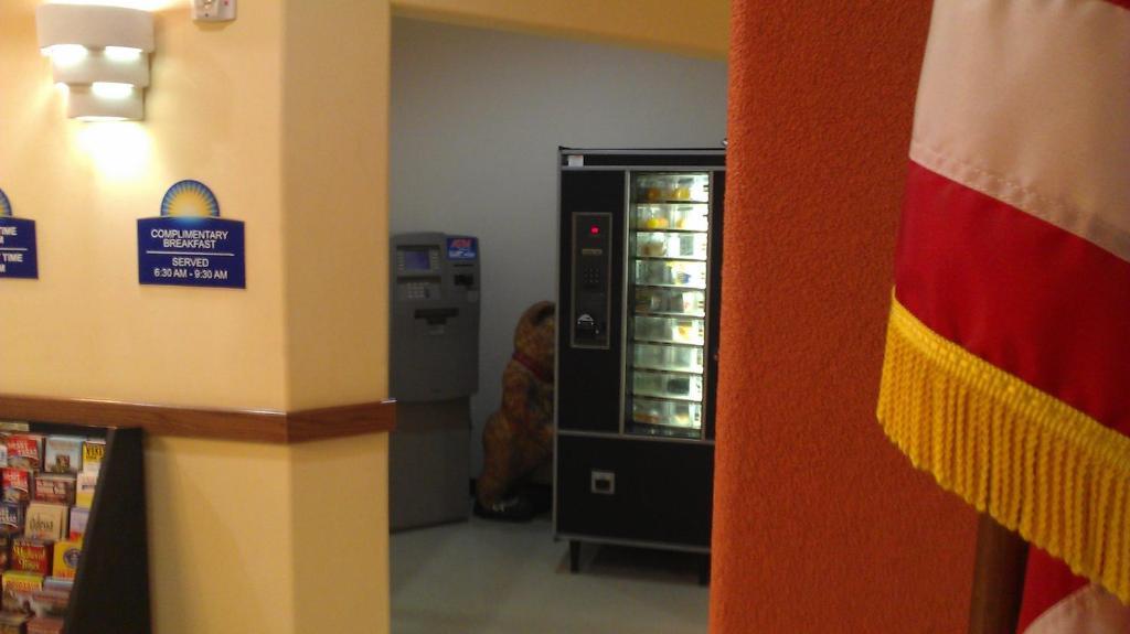 Robinson Inn And Suites Ngoại thất bức ảnh