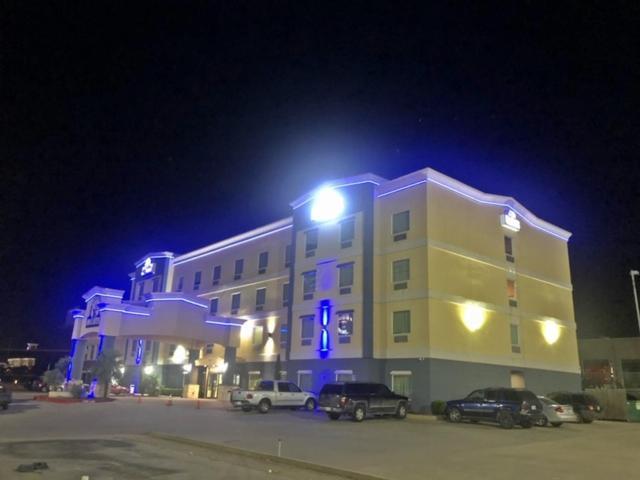 Robinson Inn And Suites Ngoại thất bức ảnh